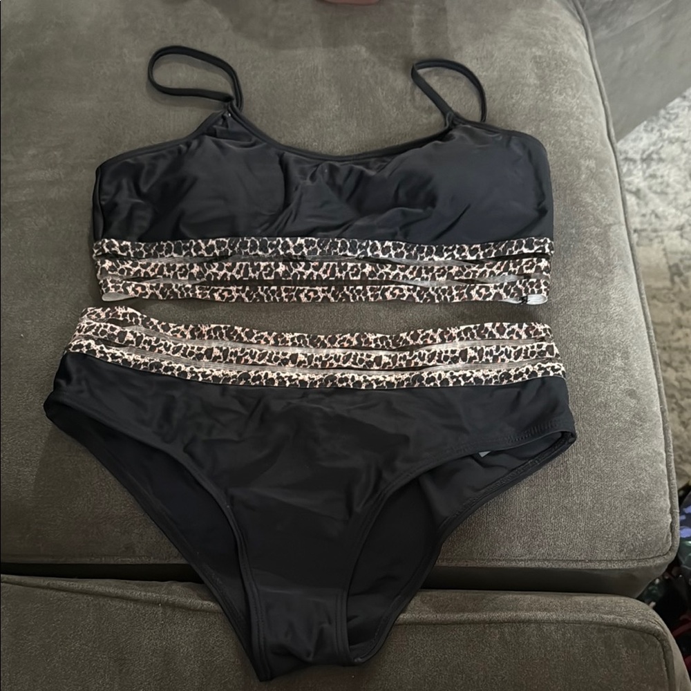 Black Leopard Print Swimsuit